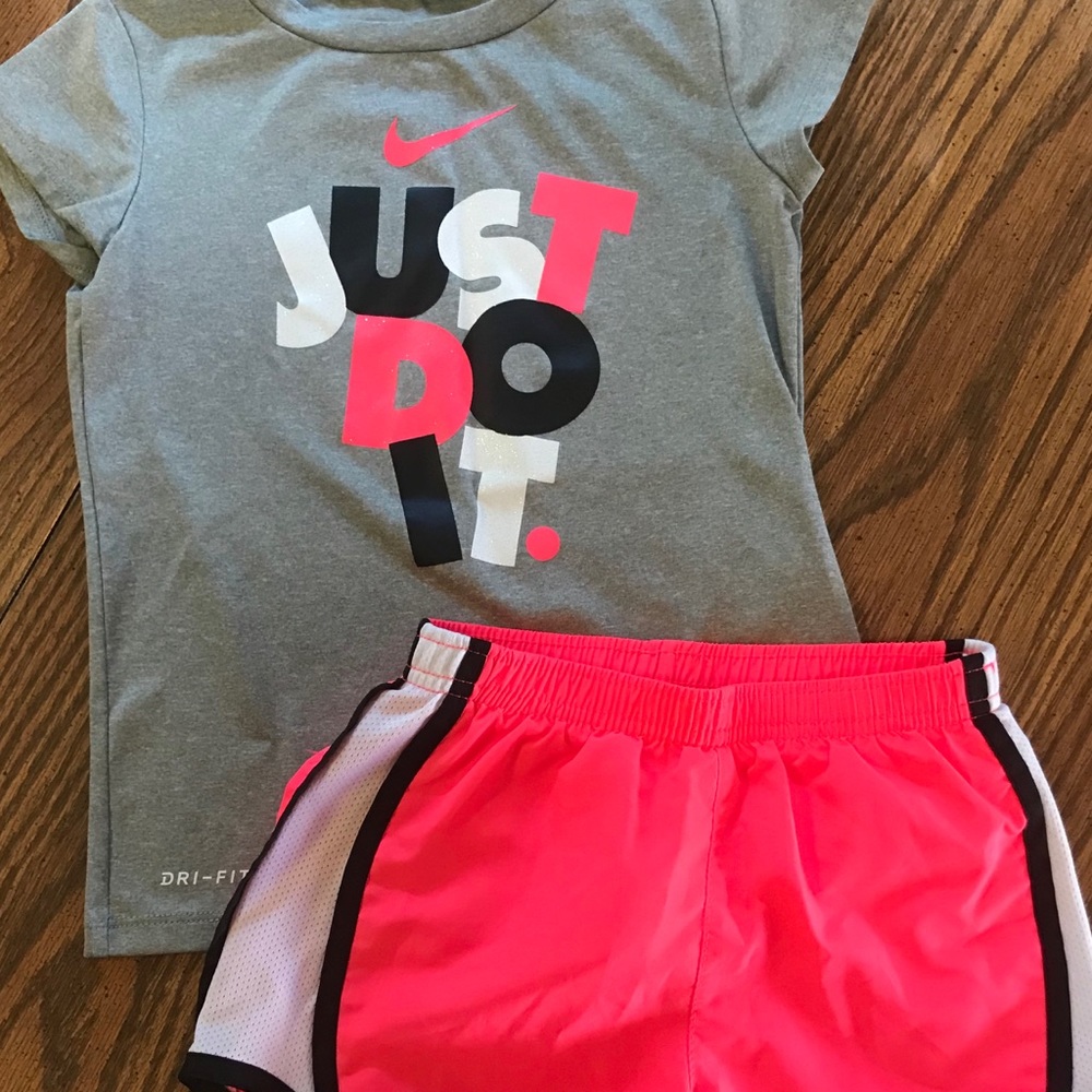 Girls Nike Outfit